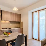 House-2 By Interhome דירה Rezzonico